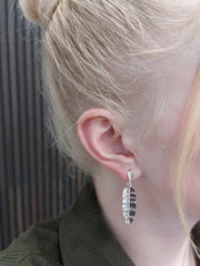 Bild in der Galerie-Ansicht anzeigen, Ohrstecker Feather