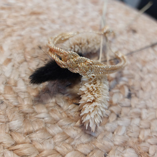 Armband geknüpft knoten