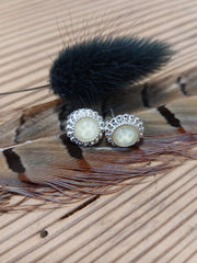 Bild in der Galerie-Ansicht anzeigen, Ohrstecker silber mit Glasstein
